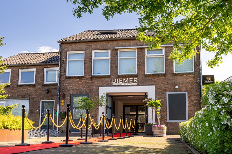 Vooraanzicht van de diemer als locatie voor een bruiloft